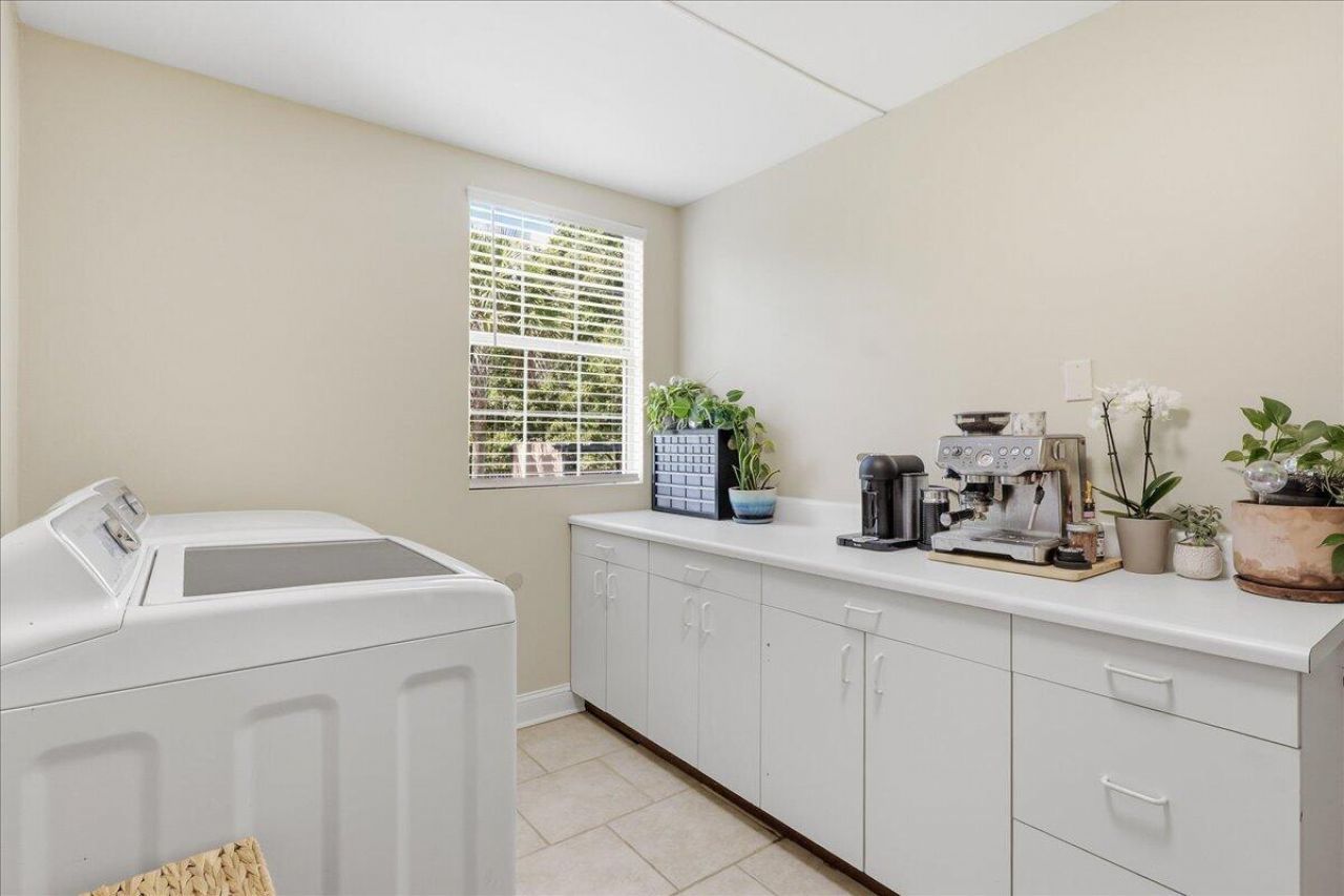 14 Wardlaw Court Photo 45