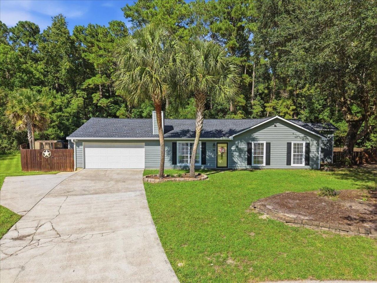 14 Wardlaw Court Photo 5