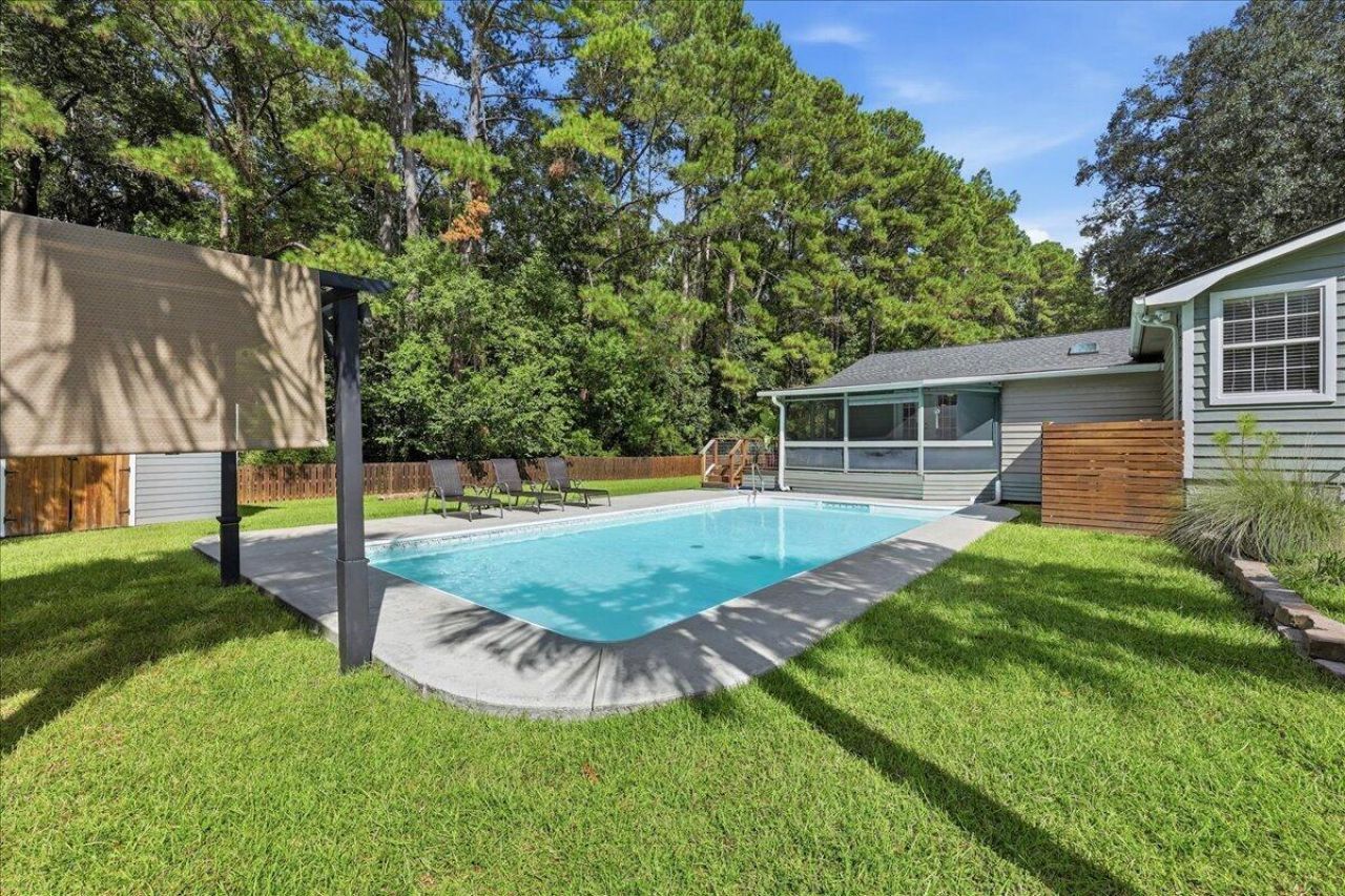 14 Wardlaw Court Photo 52