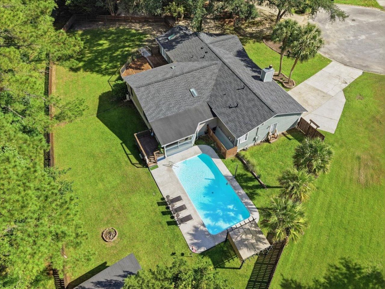 14 Wardlaw Court Photo 57