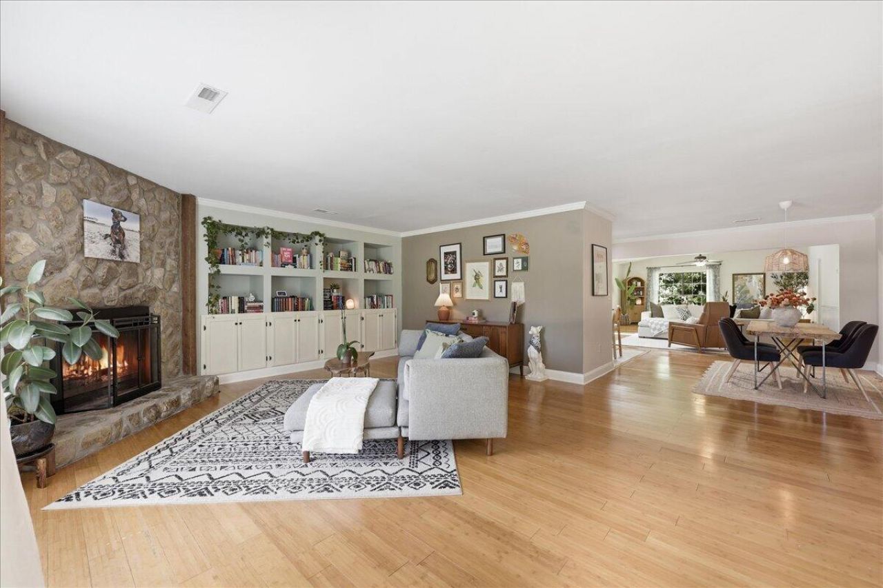 14 Wardlaw Court Photo 8