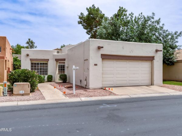 17103 N MOCCASIN Trail, Surprise, AZ 85374