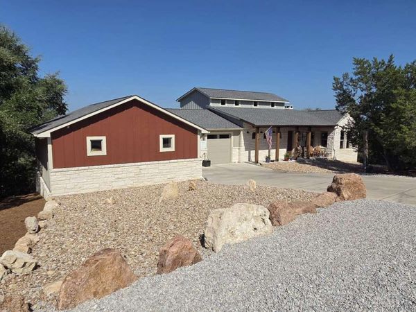 1039 Coventry RD, Spicewood, TX 78669