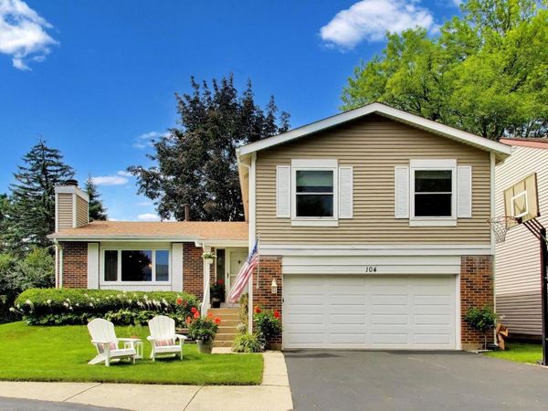 104 Lilac Court , Rolling Meadows, IL 60008