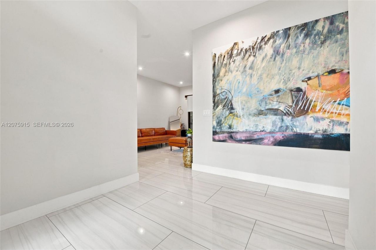 9450 SW 35th St , Miami, FL 33165 Photo