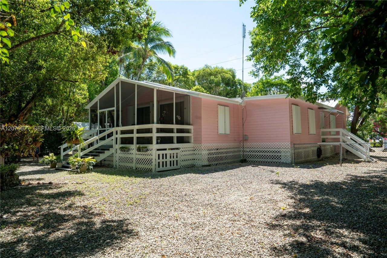 98251 Overseas Hwy, Key Largo, FL 33037 Photo