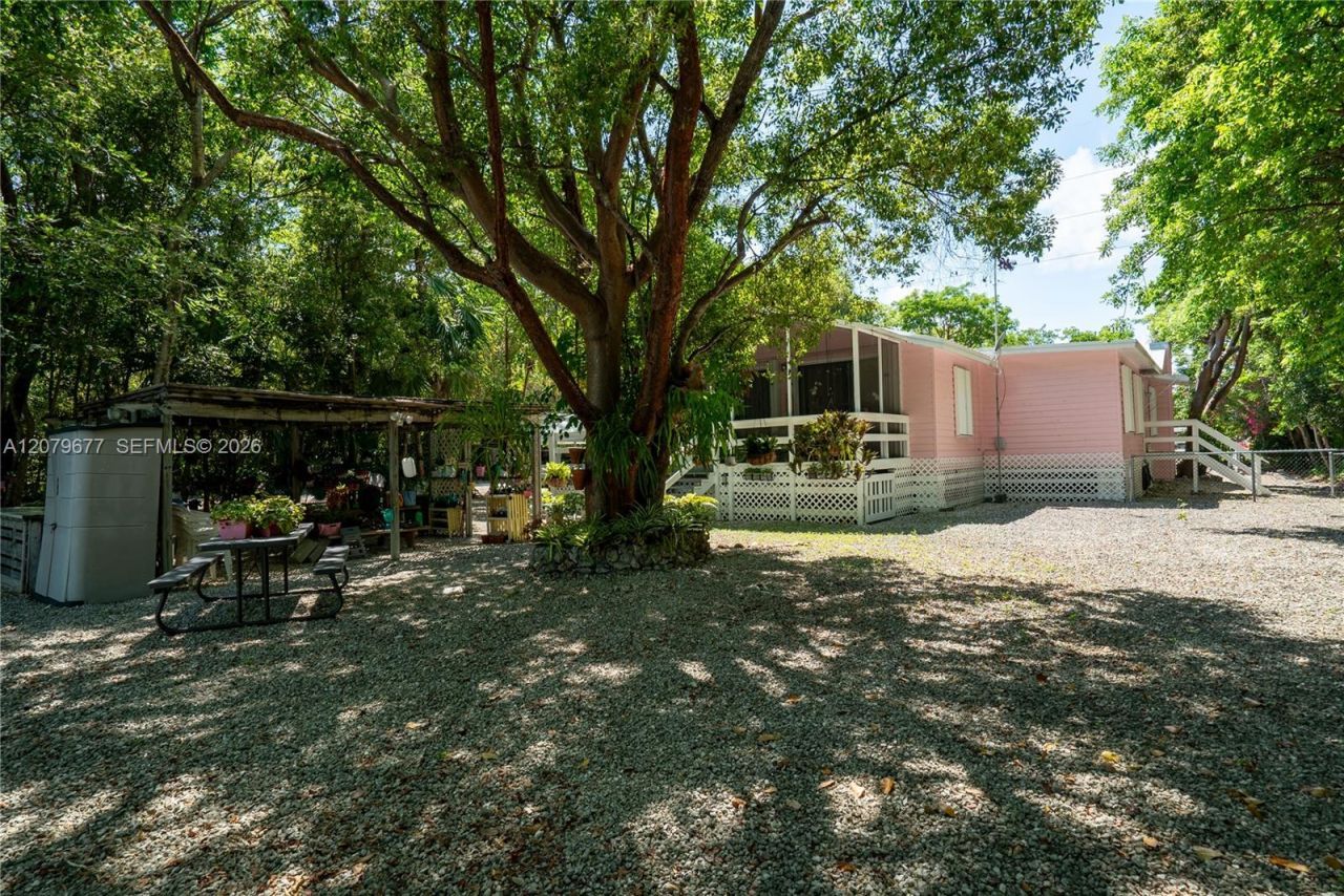 98251 Overseas Hwy, Key Largo, FL 33037 Photo