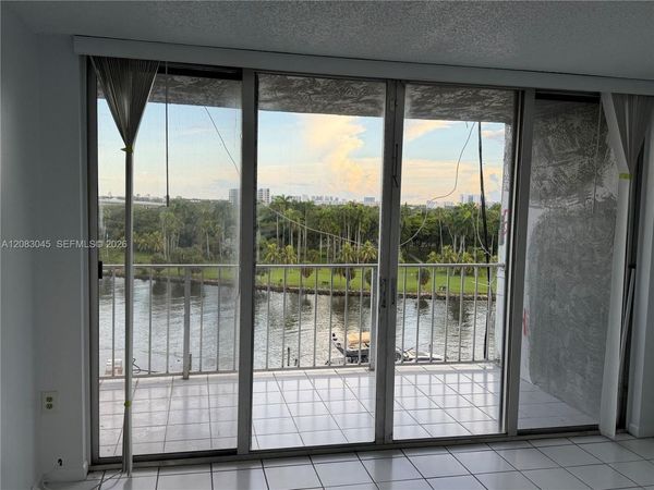 1700 NW N RIVER DR , Unit 807, Miami, FL 33125