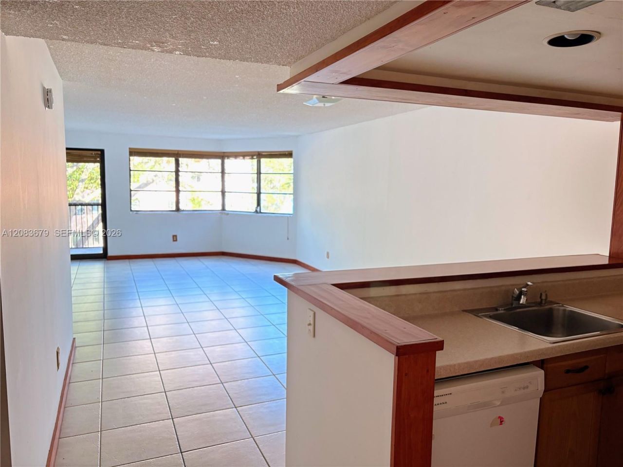 20860 San Simeon Way, Unit 303-6, Miami, FL 33179 Photo