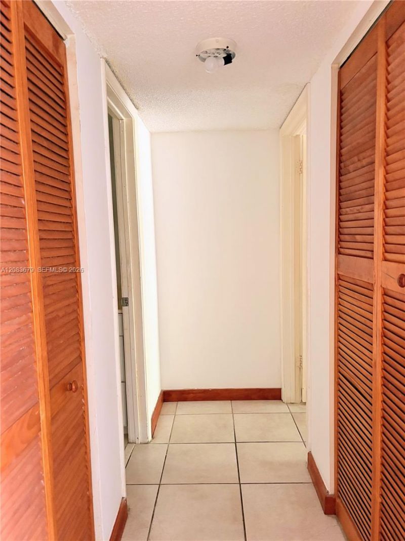 20860 San Simeon Way, Unit 303-6, Miami, FL 33179 Photo