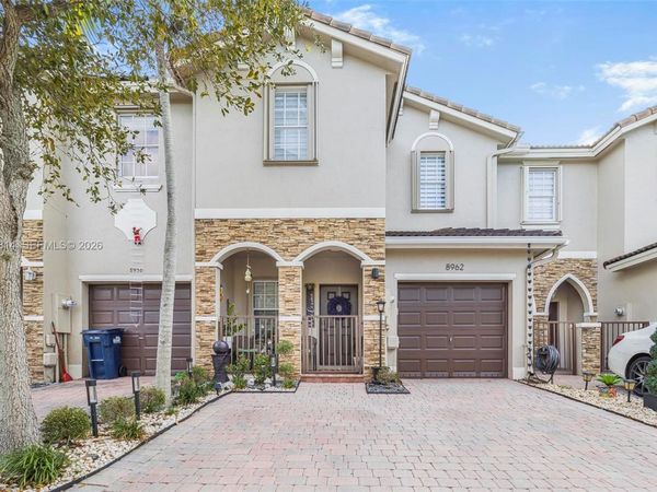 8962 SW 225th St, Unit #, Cutler Bay, FL 33190