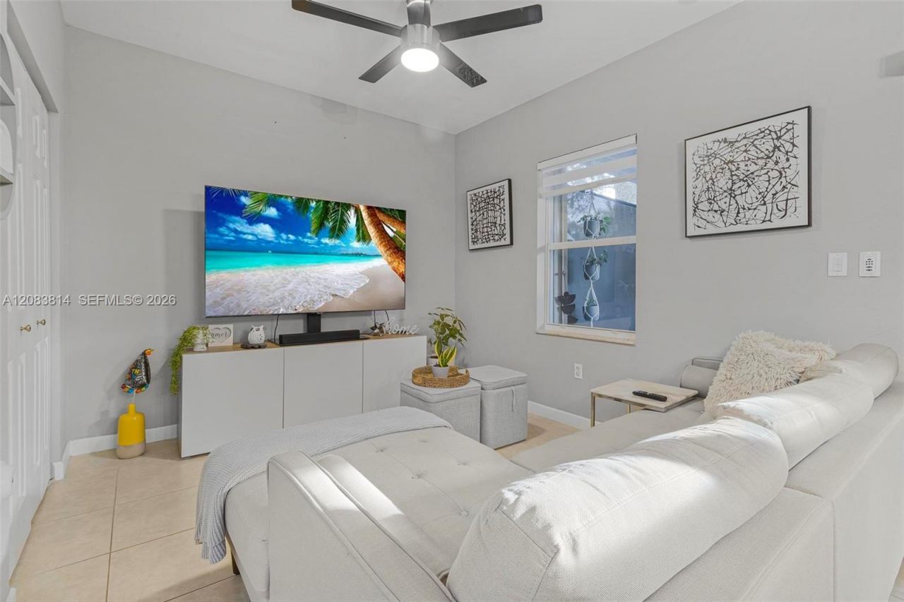 8962 SW 225th St, Unit #, Cutler Bay, FL 33190 Photo