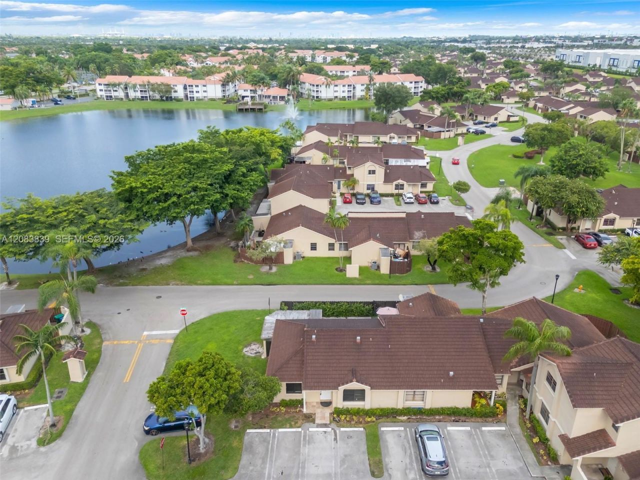 6552 NW 172nd Ln, Hialeah, FL 33015 Photo