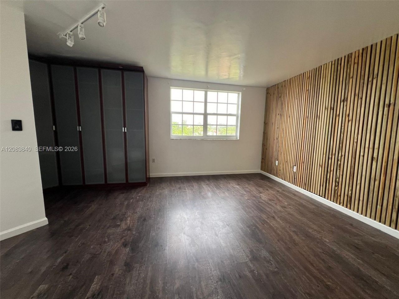 9715 Fontainebleau Blvd , Unit E308, Miami, FL 33172 Photo
