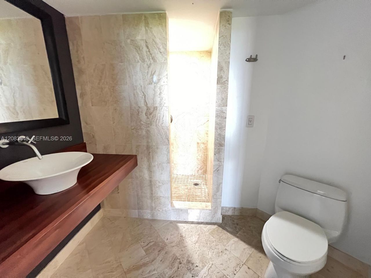 9715 Fontainebleau Blvd , Unit E308, Miami, FL 33172 Photo