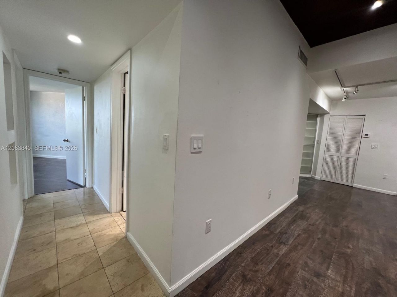 9715 Fontainebleau Blvd , Unit E308, Miami, FL 33172 Photo