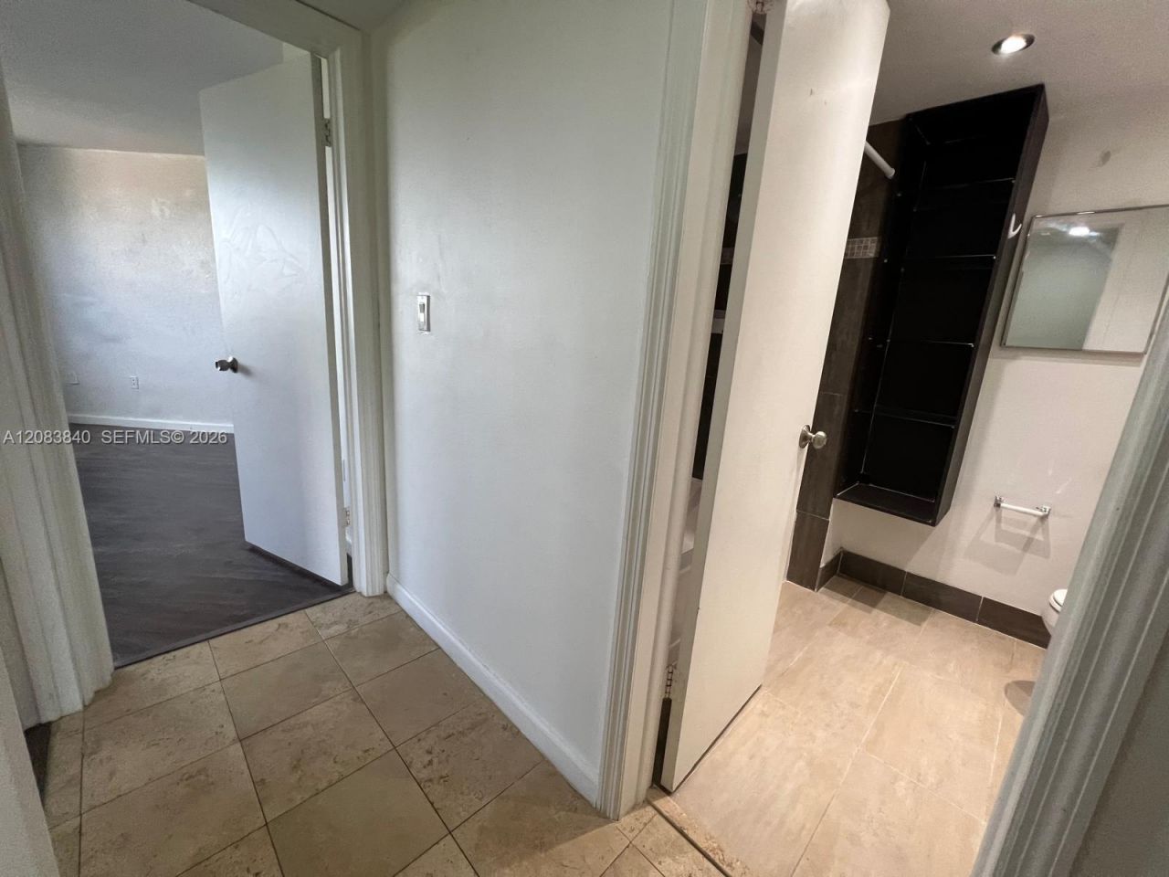 9715 Fontainebleau Blvd , Unit E308, Miami, FL 33172 Photo