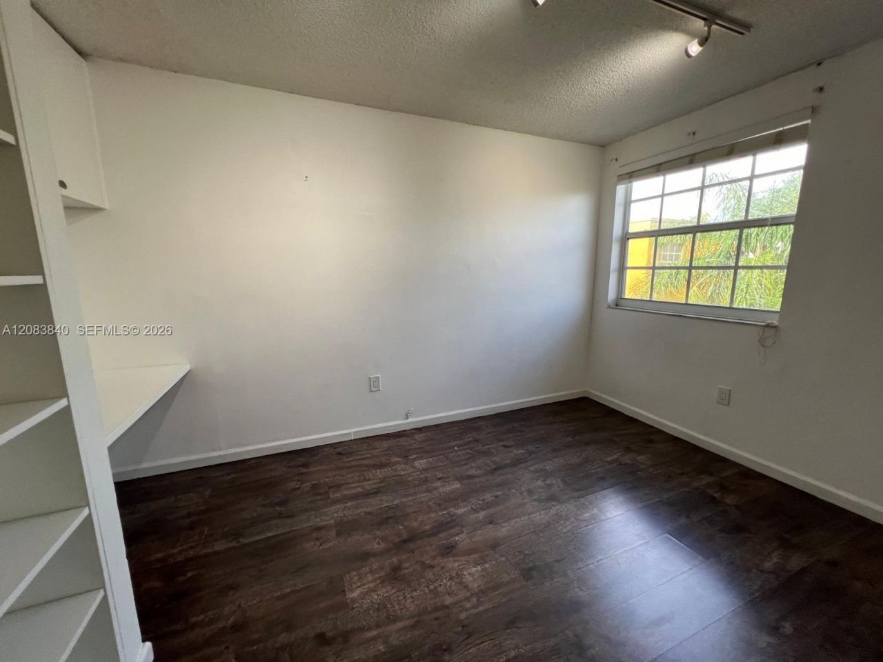 9715 Fontainebleau Blvd , Unit E308, Miami, FL 33172 Photo