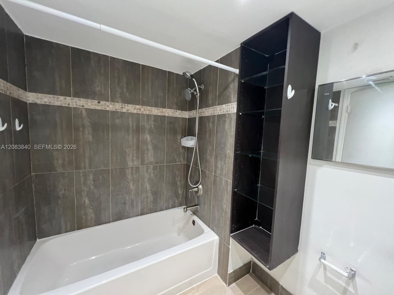 9715 Fontainebleau Blvd , Unit E308, Miami, FL 33172 Photo