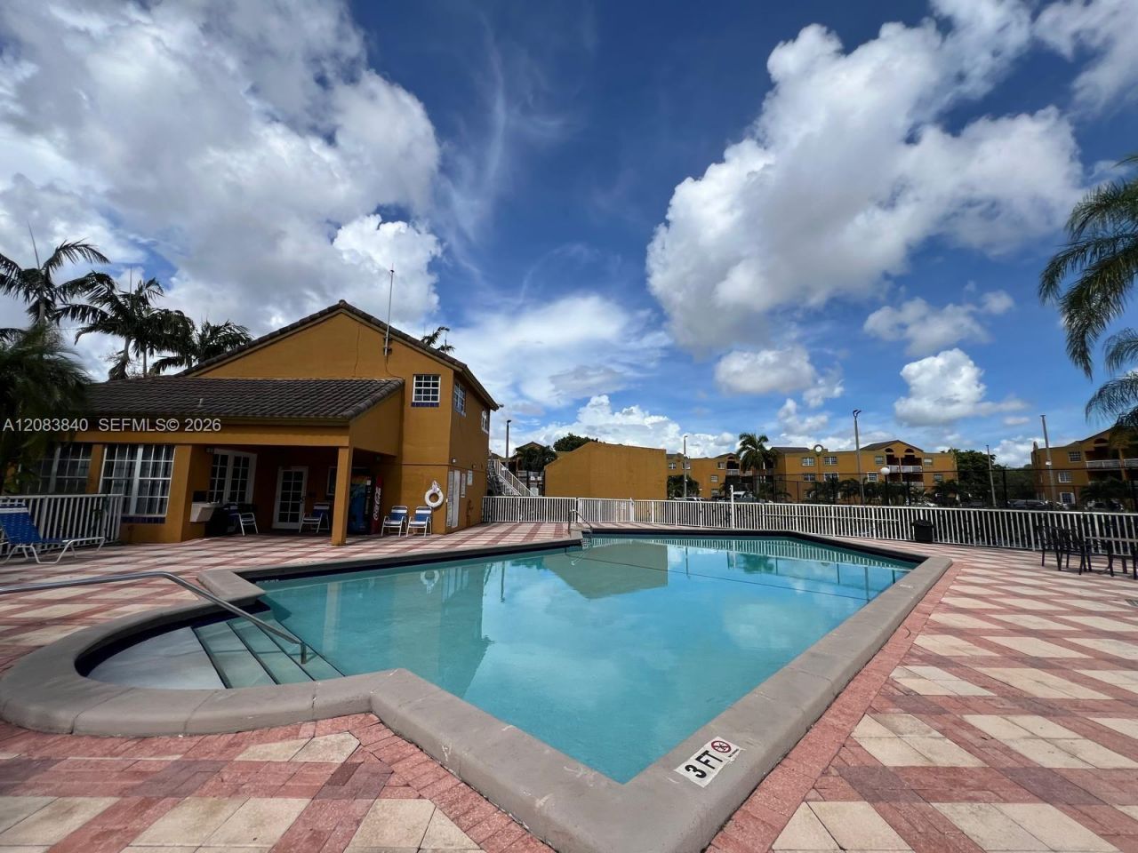 9715 Fontainebleau Blvd , Unit E308, Miami, FL 33172 Photo