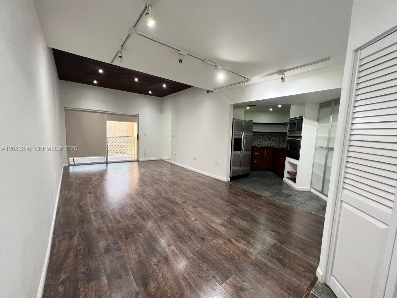 9715 Fontainebleau Blvd , Unit E308, Miami, FL 33172 Photo