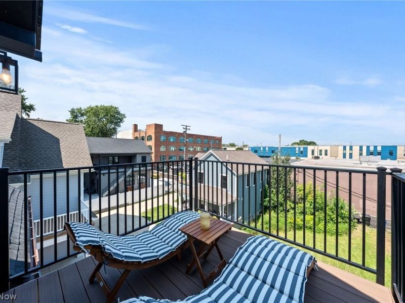 4604 Clinton Avenue, Cleveland, OH 44113 Photo 38