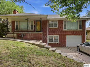 1809 N 70th Avenue, Omaha, NE 68104