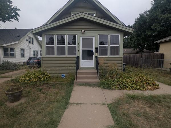 3008 E 35th Street , Minneapolis, MN 55406