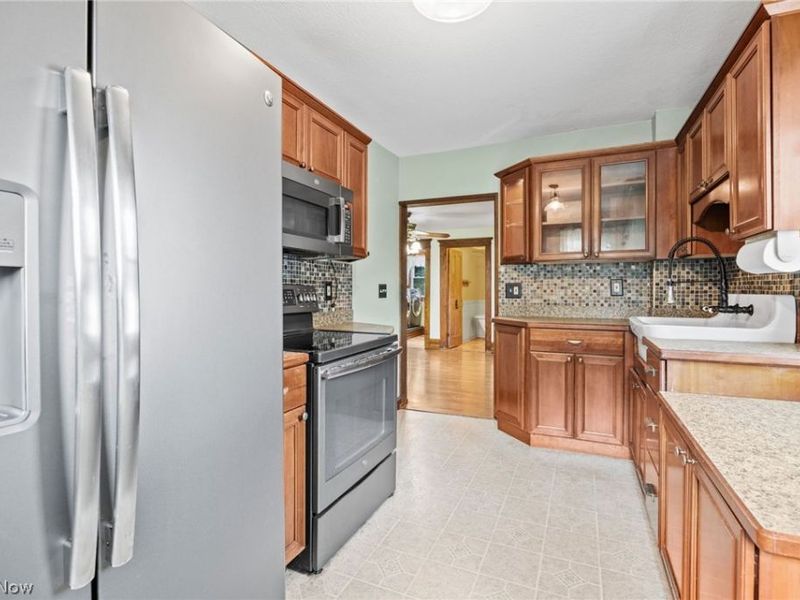 6228 Avon Lake Road, Spencer, OH 44275 Photo 3