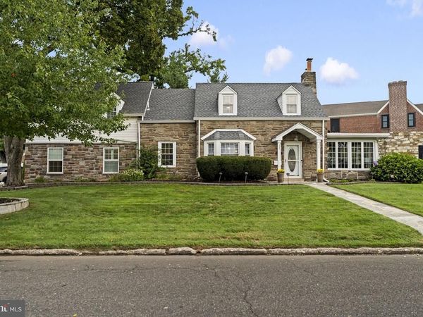 79 MANOR CIRCLE , BRISTOL, PA 19007