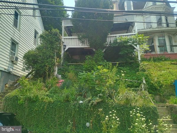 427 E NORWEGIAN STREET , POTTSVILLE, PA 17901