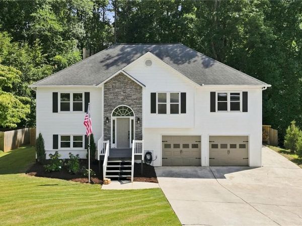 1003 Queensbury Run , Acworth, GA 30102