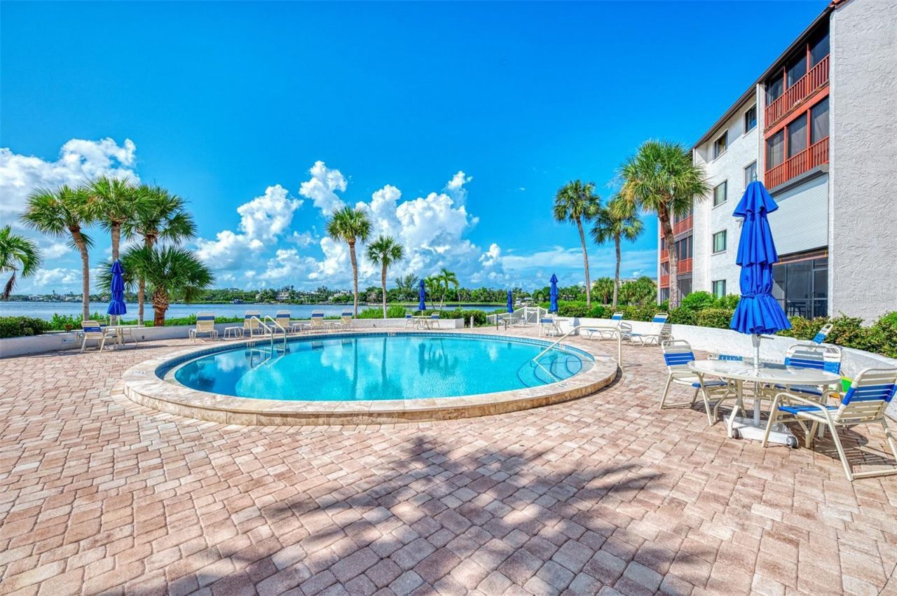1608 Stickney Point Road, Unit 8-107, Sarasota, FL 34231 Photo