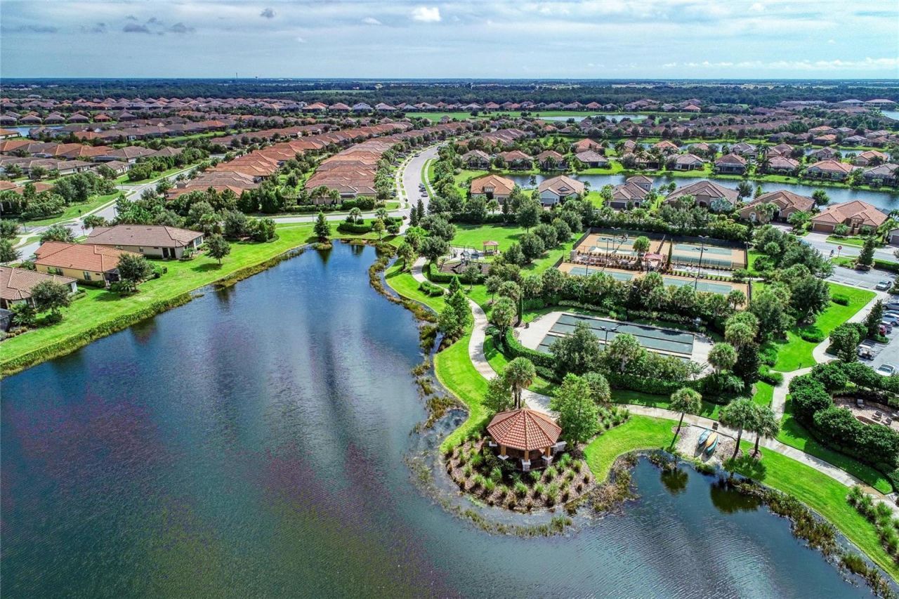 13815 Messina Loop, Unit 101, Bradenton, FL 34211 Photo