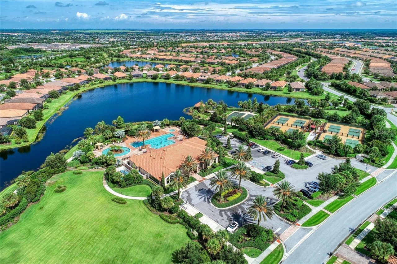 13815 Messina Loop, Unit 101, Bradenton, FL 34211 Photo