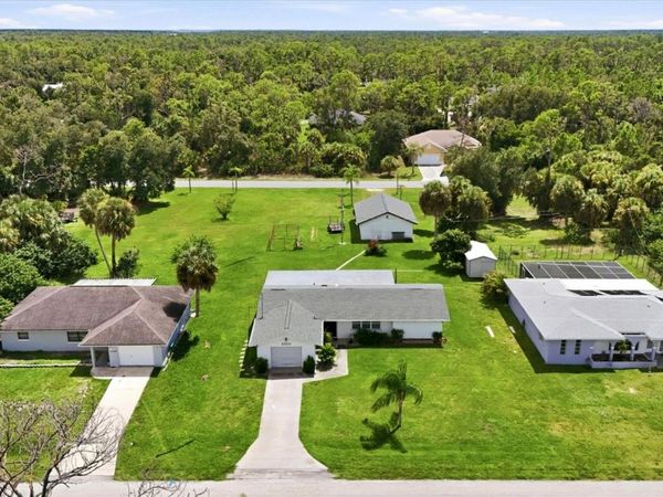 15231 CHAMBERLAIN BOULEVARD , PORT CHARLOTTE, FL 33953