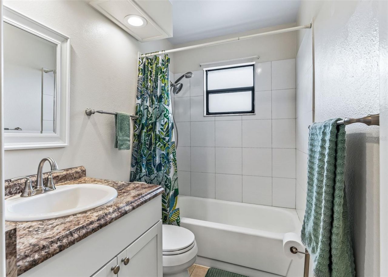 65 Aberdeen Circle, Leesburg, FL 34788 Photo