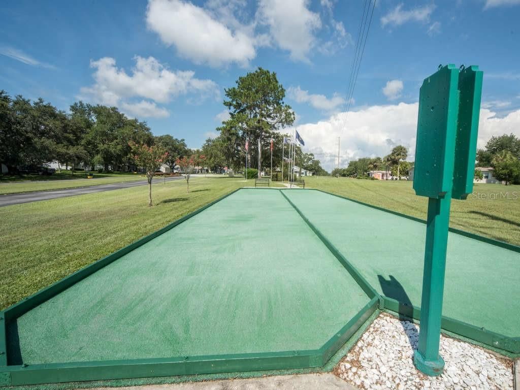 65 Aberdeen Circle, Leesburg, FL 34788 Photo