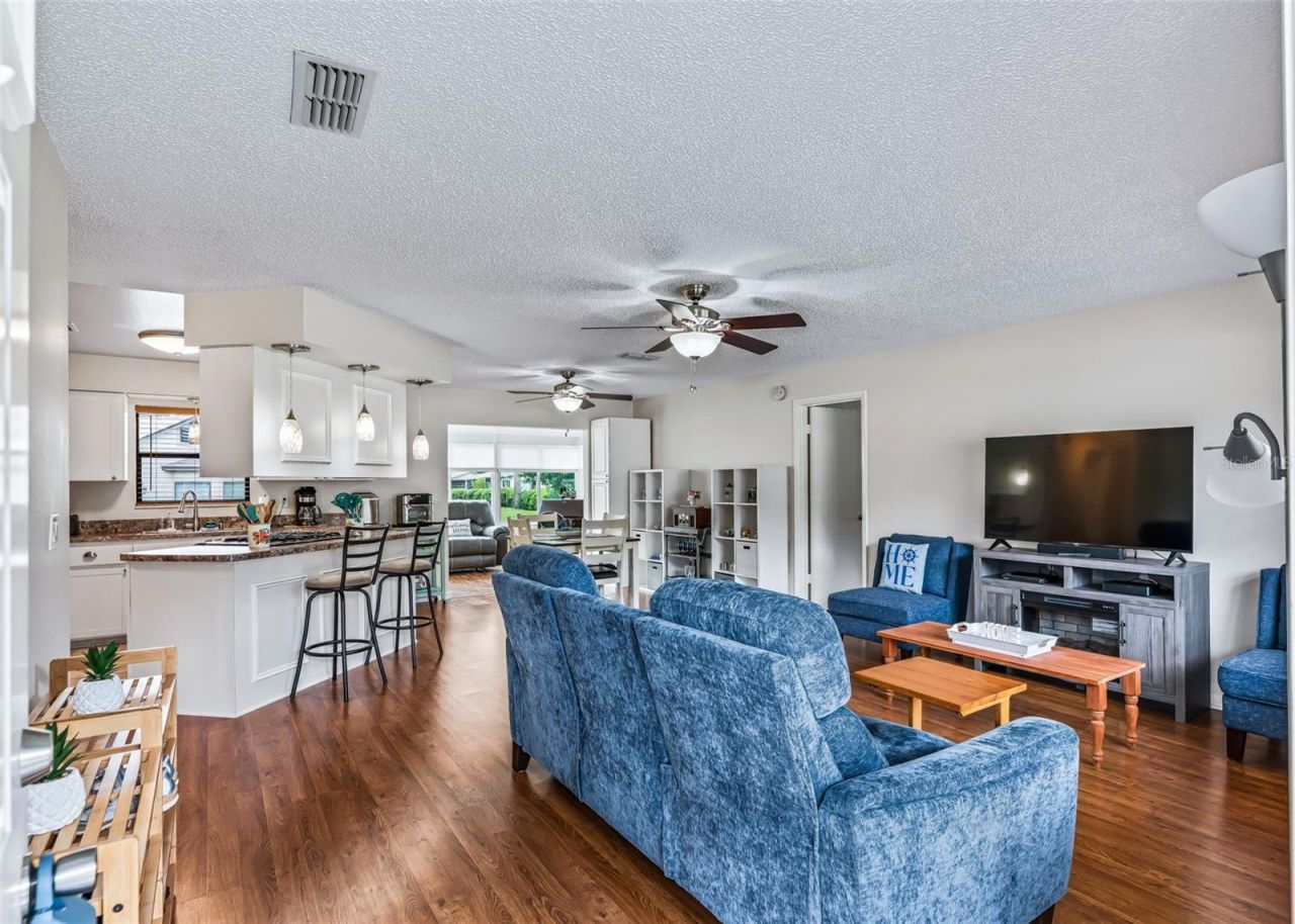 65 Aberdeen Circle, Leesburg, FL 34788 Photo
