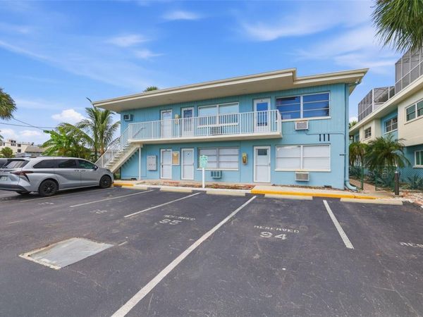 111 60TH AVENUE , Unit 1A, ST PETE BEACH, FL 33706