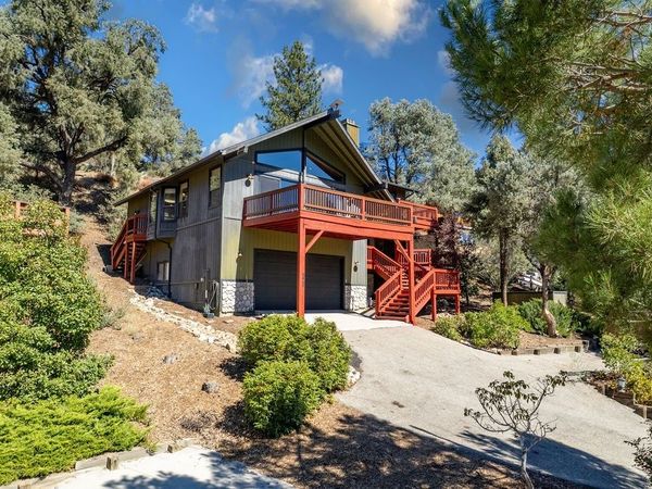 2421 Oakwood Court, Pine Mountain Club, CA 93222