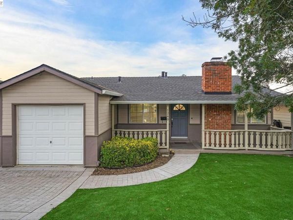 1260 Highland Blvd, Hayward, CA 94542