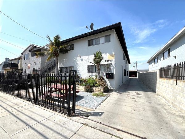 12915 Doty Avenue, Unit C, Hawthorne, CA 90250