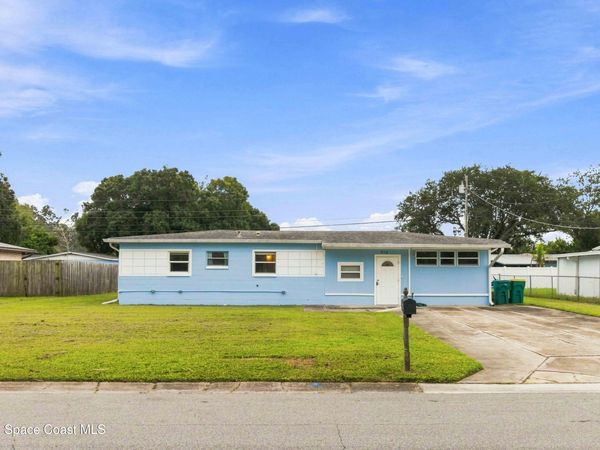 513 Falmouth Avenue , Merritt Island, FL 32952