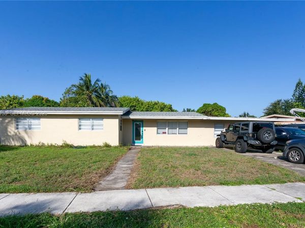 1725 NW 10th Ave , Fort Lauderdale, FL 33311