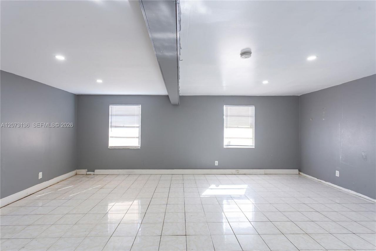 1725 NW 10th Ave , Fort Lauderdale, FL 33311 Photo