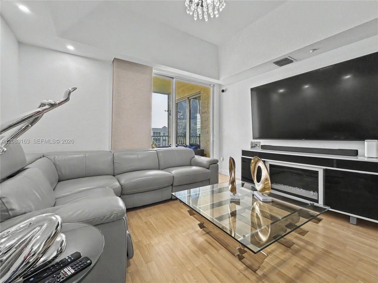 10700 NW 66th St, Unit 513, Doral, FL 33178 Photo