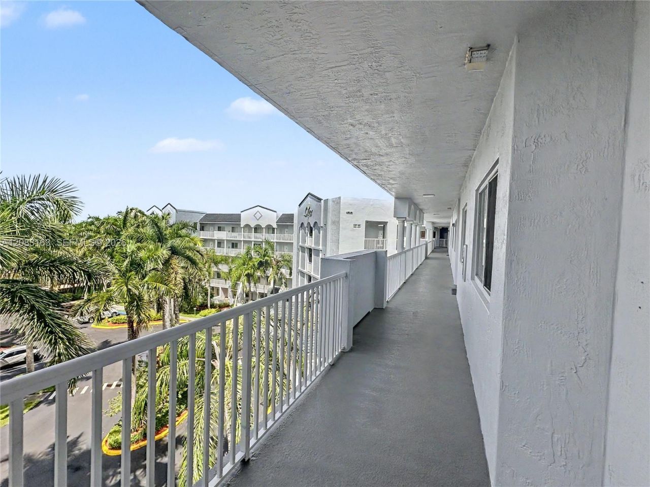 10700 NW 66th St, Unit 513, Doral, FL 33178 Photo