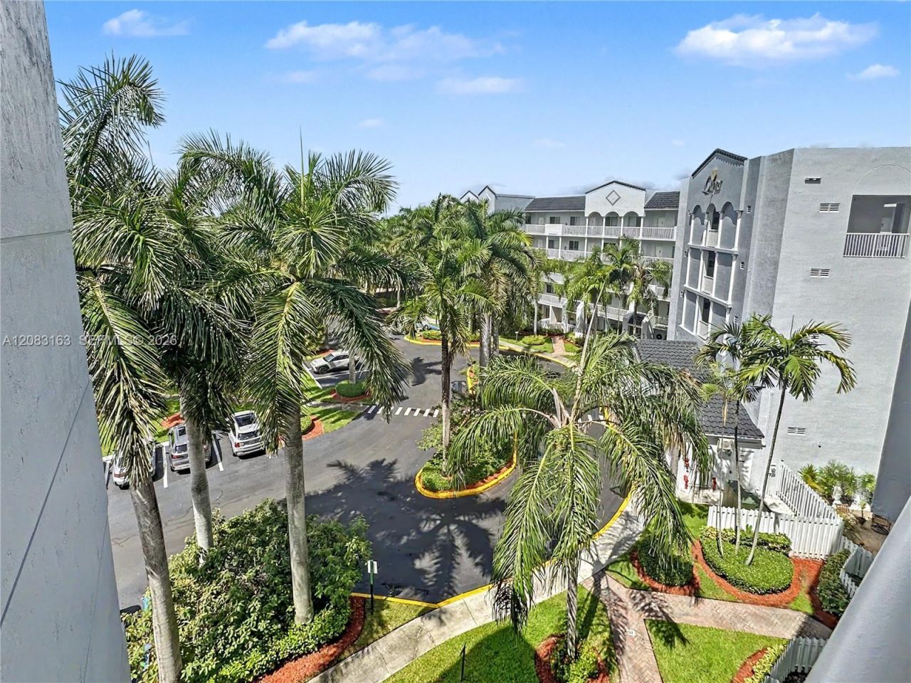 10700 NW 66th St, Unit 513, Doral, FL 33178 Photo