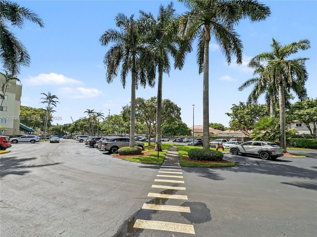 10700 NW 66th St, Unit 513, Doral, FL 33178 Photo